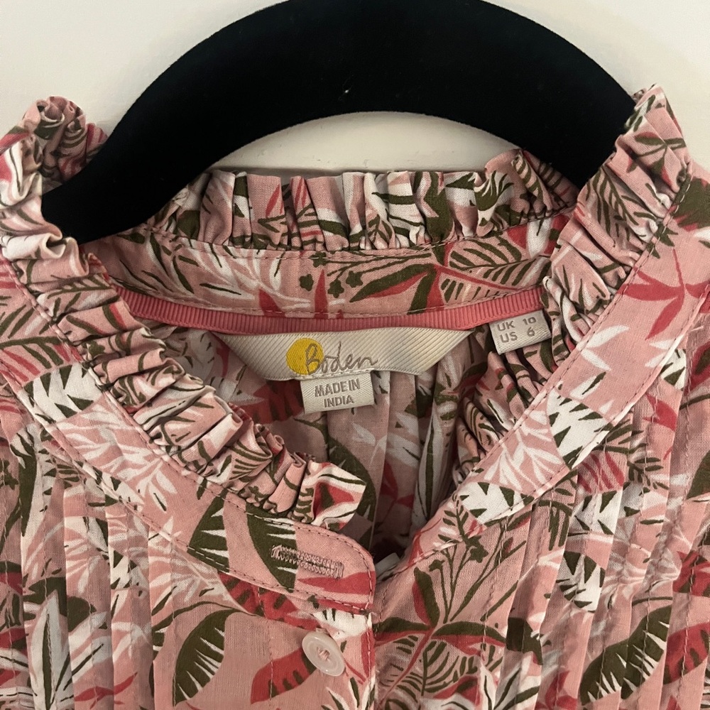 Boden Floral Button-Up Blouse - Picture 2 of 4